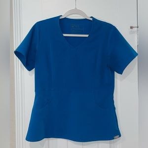 Alpine blue figs scrub top